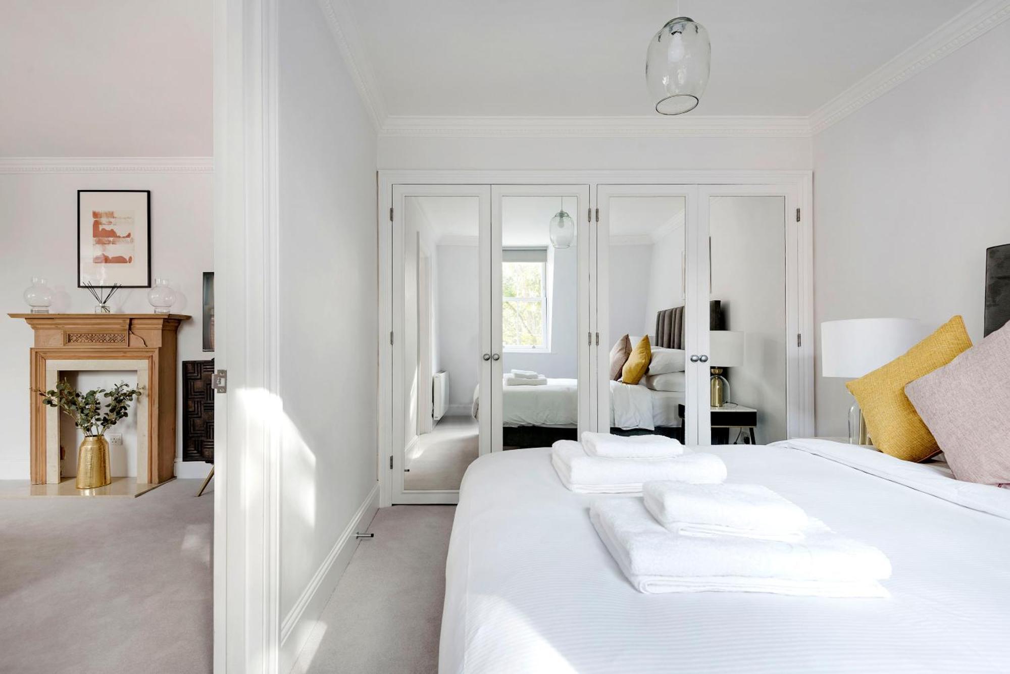 3 Sloane Gardens Apartahotel 2*